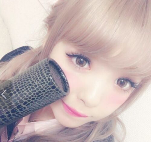 藤田ニコル
