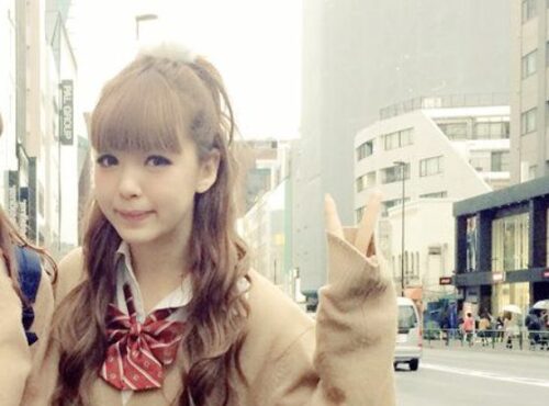 藤田ニコル